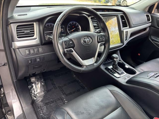 2017 Toyota Highlander Limited