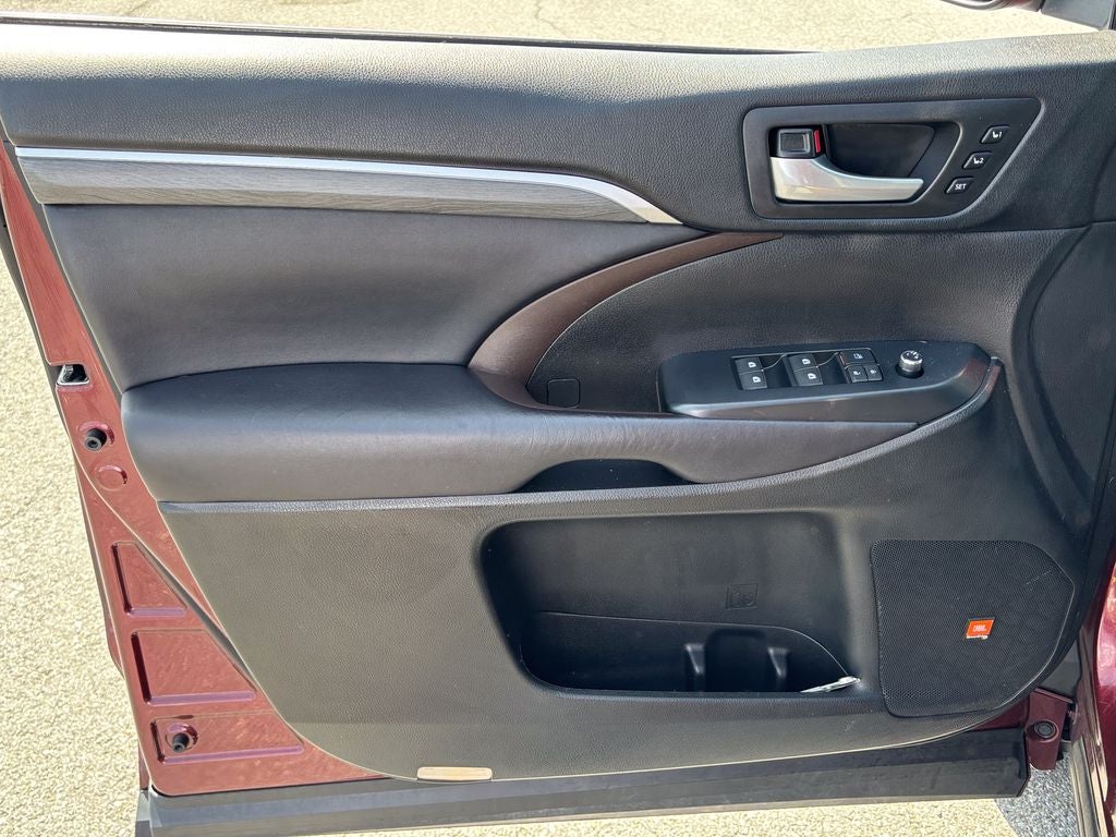 2017 Toyota Highlander Limited