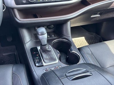 2017 Toyota Highlander Limited