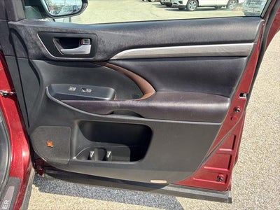 2017 Toyota Highlander Limited