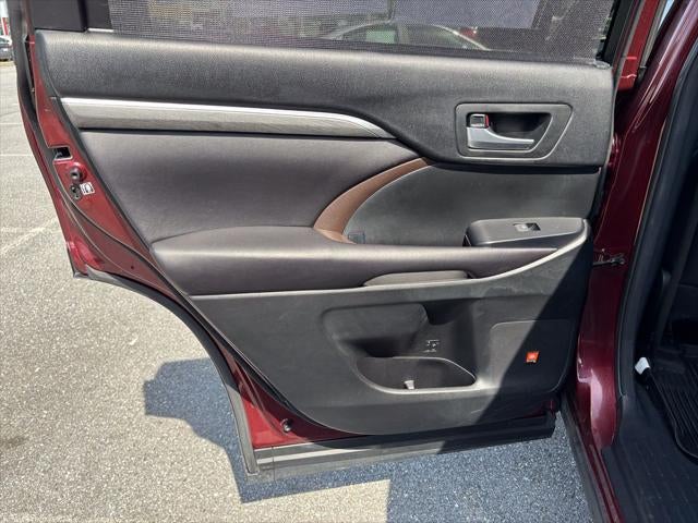 2017 Toyota Highlander Limited