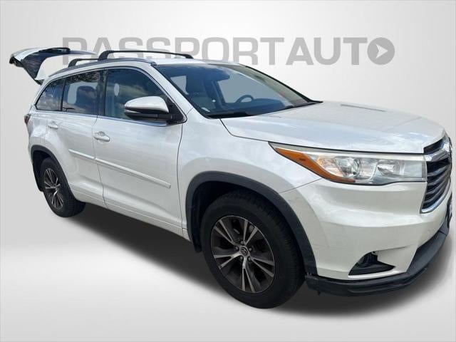 2016 Toyota Highlander XLE V6
