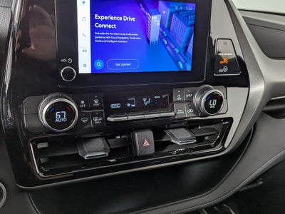 2025 Toyota Highlander LE