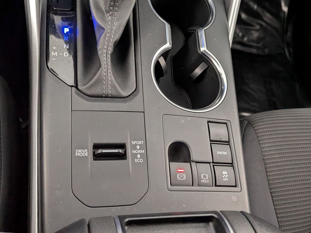 2025 Toyota Highlander LE