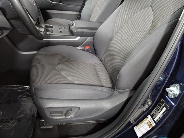 2025 Toyota Highlander LE