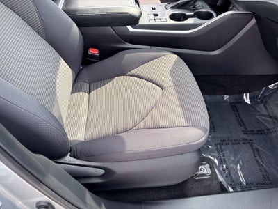 2025 Toyota Highlander LE