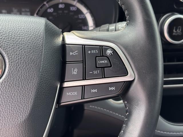 2025 Toyota Highlander LE