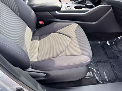 2025 Toyota Highlander LE