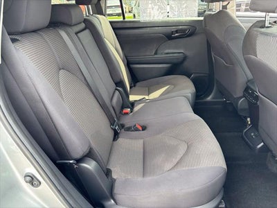 2025 Toyota Highlander LE