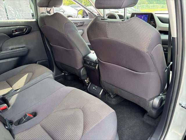 2025 Toyota Highlander LE