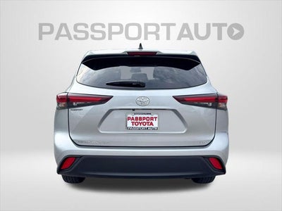 2025 Toyota Highlander LE