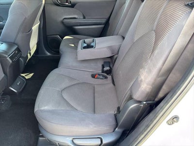 2025 Toyota Highlander LE