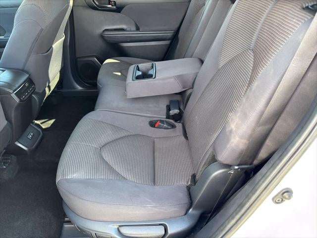 2025 Toyota Highlander LE