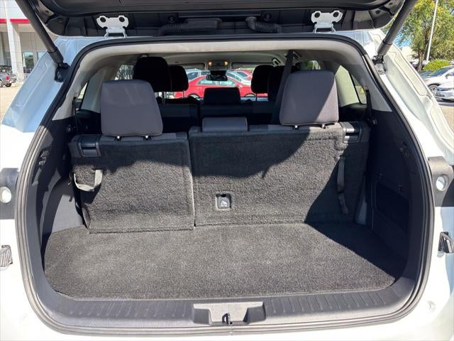 2025 Toyota Highlander LE