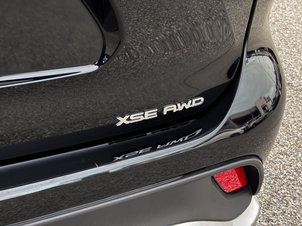 2025 Toyota Highlander XSE