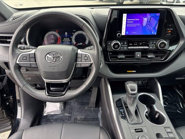 2025 Toyota Highlander XSE