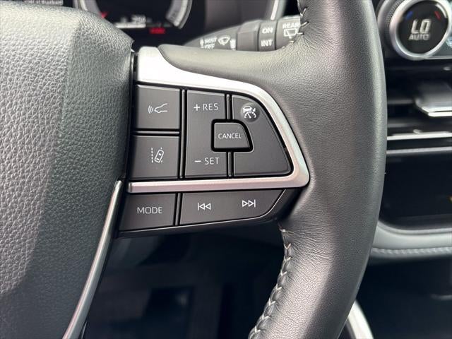 2025 Toyota Highlander XSE