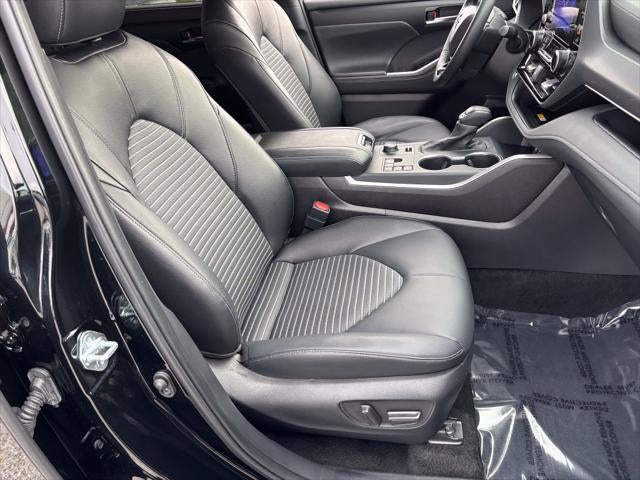 2025 Toyota Highlander XSE