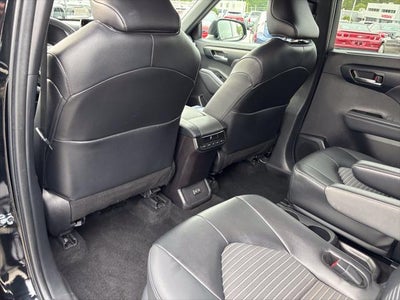 2025 Toyota Highlander XSE