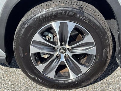 2025 Toyota Highlander XLE