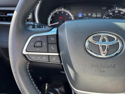 2025 Toyota Highlander XLE
