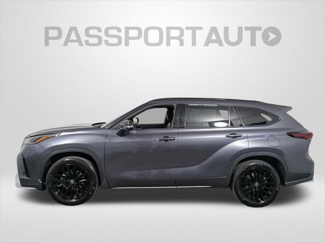 2025 Toyota Highlander XSE - Photo 9