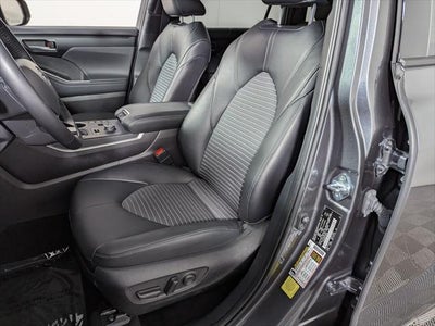 2025 Toyota Highlander XSE