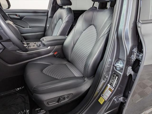 2025 Toyota Highlander XSE