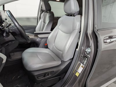 2024 Toyota Sienna XLE 8 Passenger