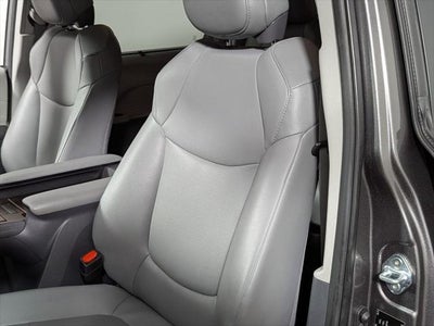 2024 Toyota Sienna XLE 8 Passenger