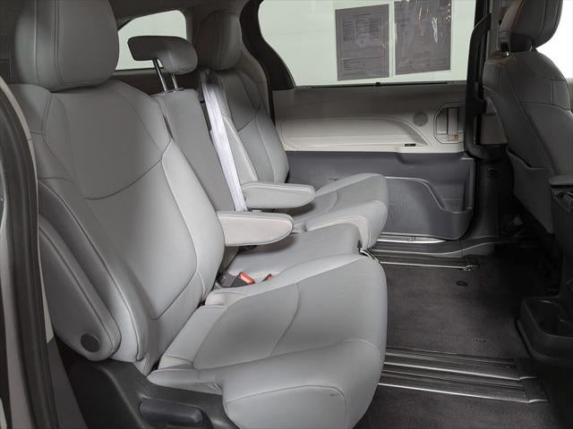 2024 Toyota Sienna XLE 8 Passenger