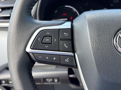2026 Toyota Sienna XLE 8 Passenger