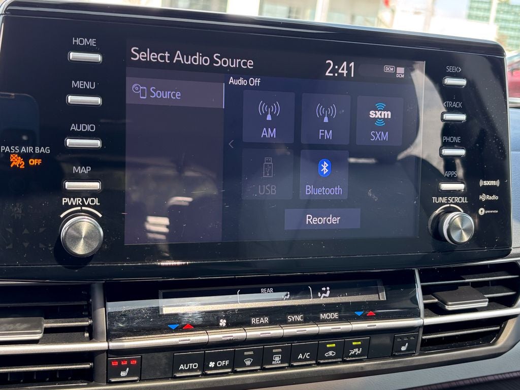 2023 Toyota Sienna XLE