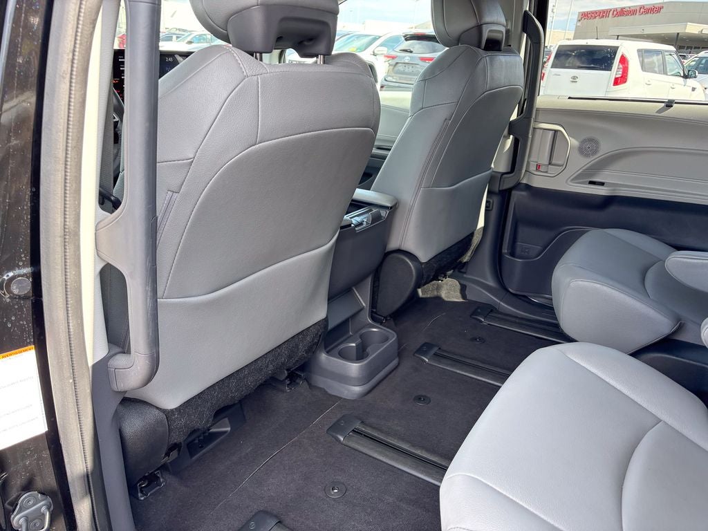 2023 Toyota Sienna XLE