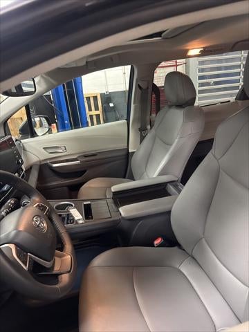 2023 Toyota Sienna XLE