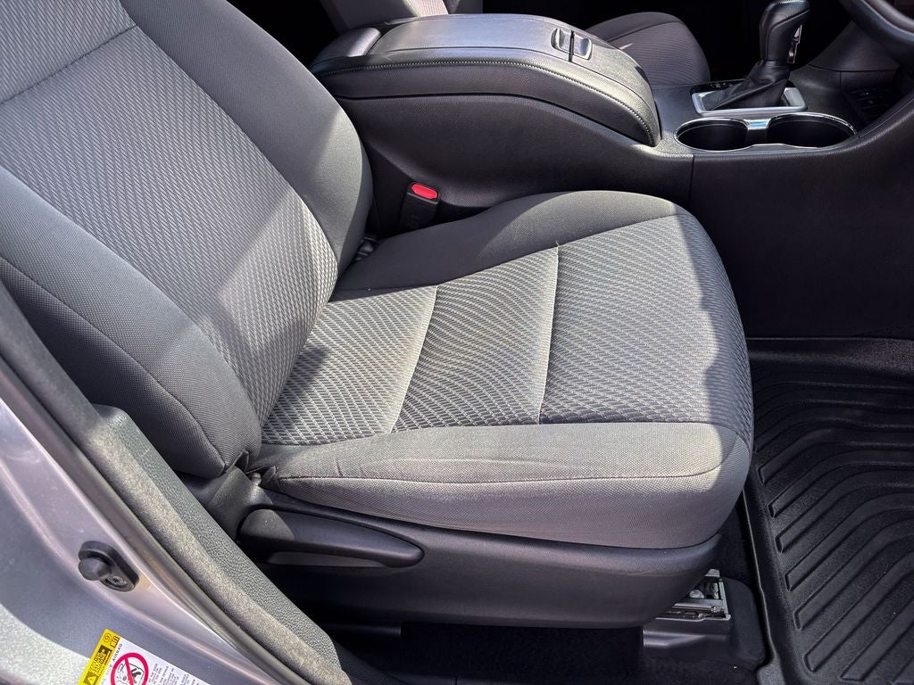 2016 Toyota Highlander LE