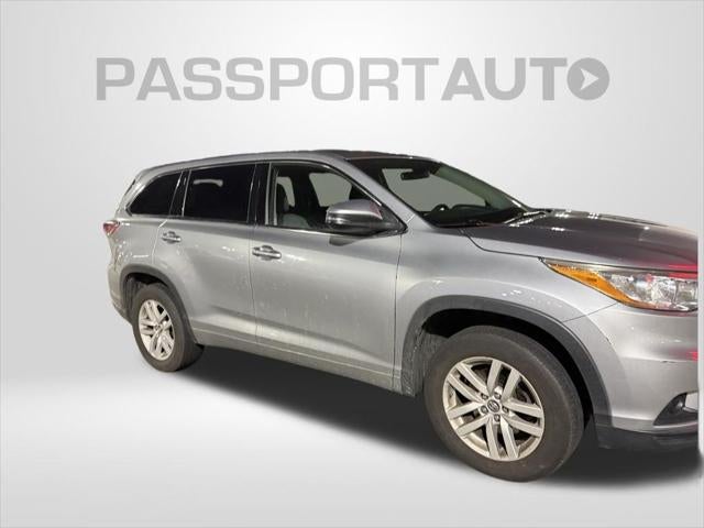 2016 Toyota Highlander LE