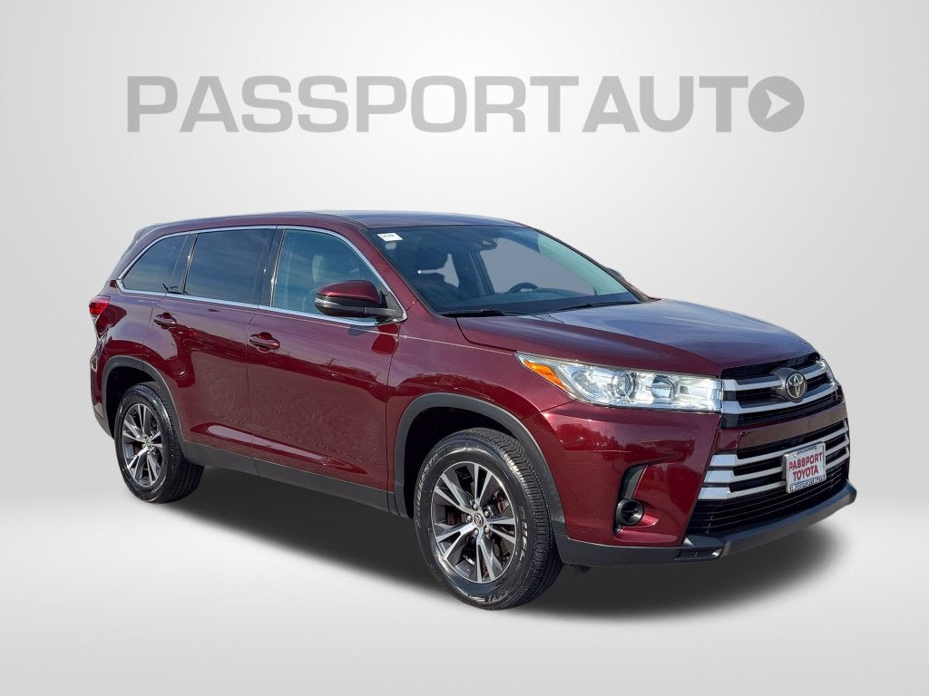 2019 Toyota Highlander LE