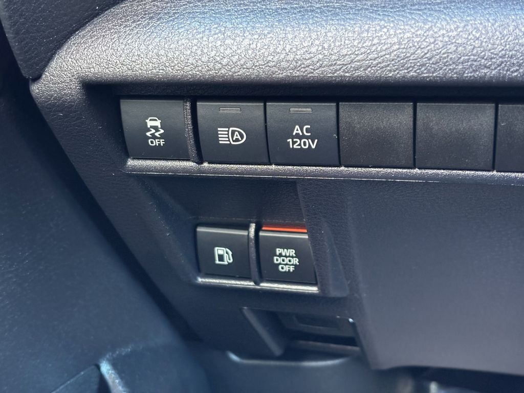 2025 Toyota Sienna Limited 7 Passenger