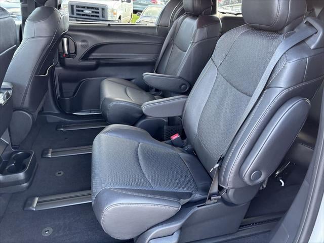 2025 Toyota Sienna Limited 7 Passenger