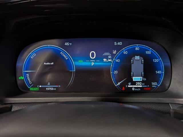 2025 Toyota Crown Signia XLE