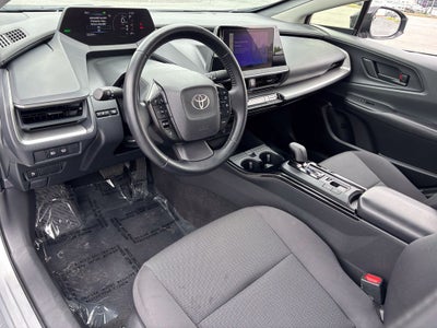 2025 Toyota Prius LE