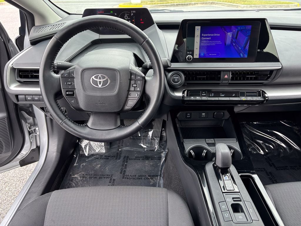 2025 Toyota Prius LE