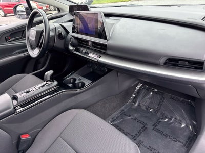 2025 Toyota Prius LE