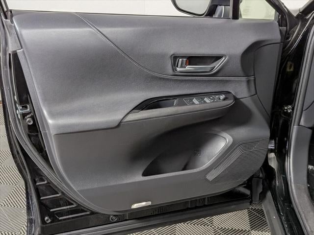 2022 Toyota Venza LE