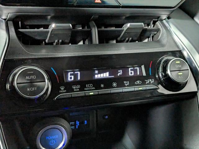 2022 Toyota Venza LE