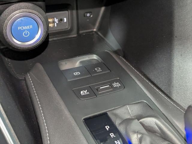 2022 Toyota Venza LE