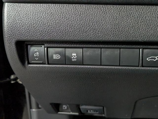 2022 Toyota Venza LE