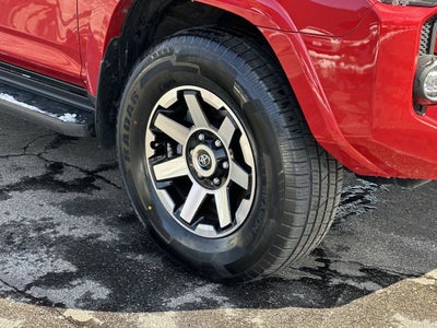 2024 Toyota 4Runner TRD Off-Road