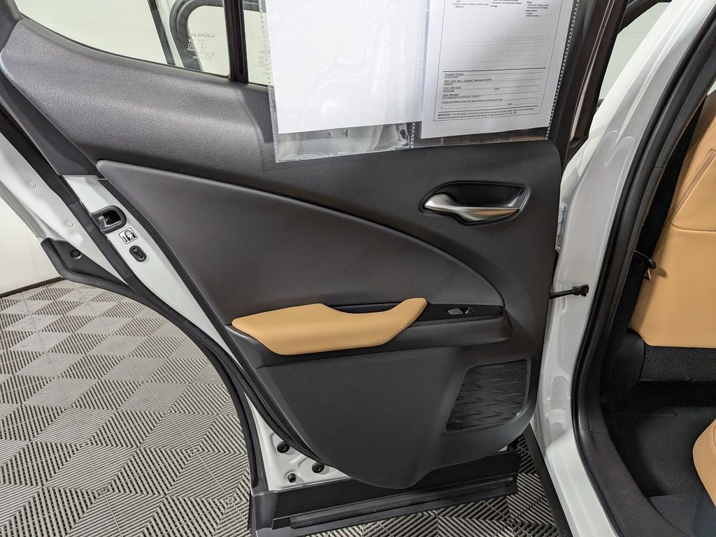 2023 Lexus UX 250h Premium